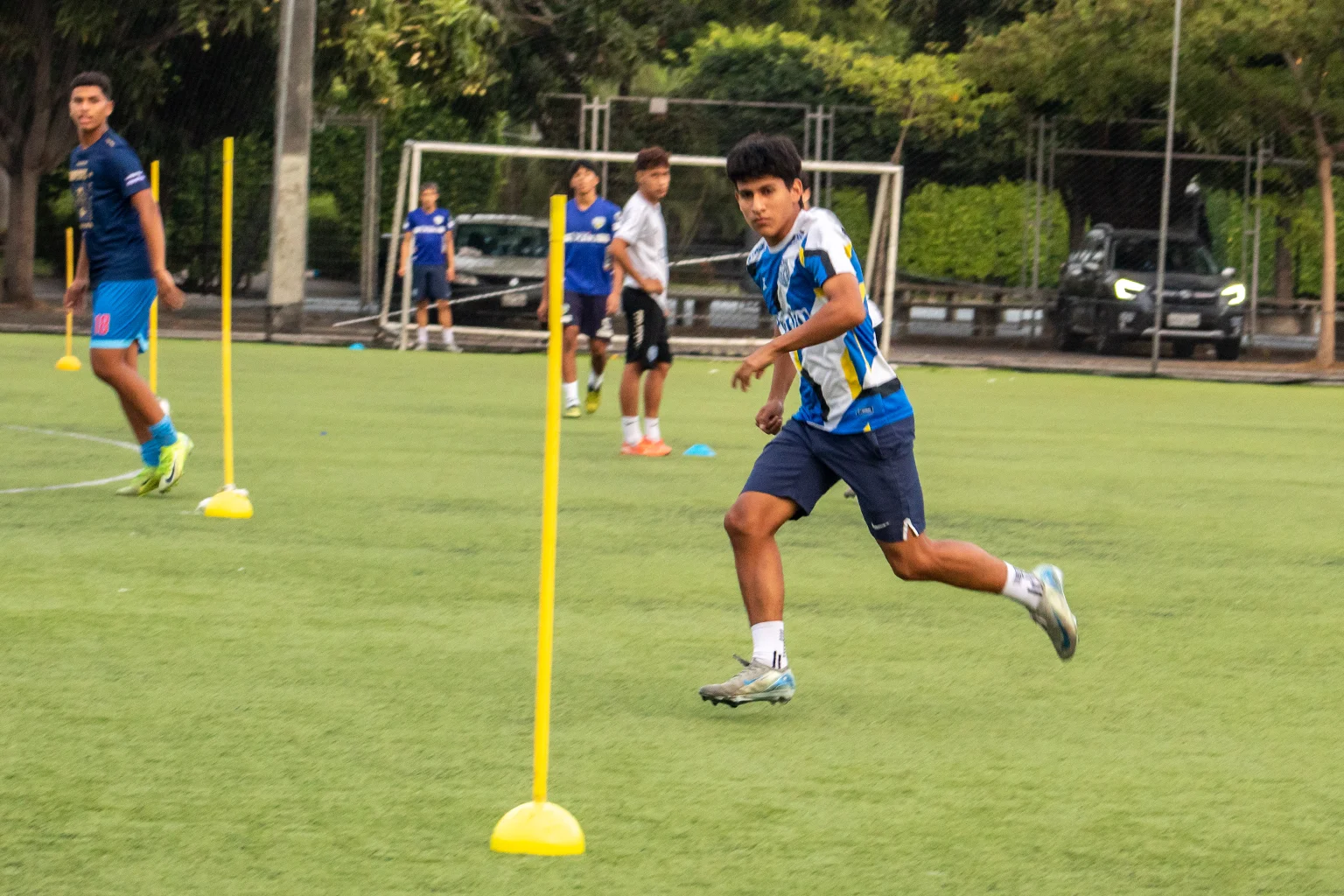 Academia-escuela-de-fútbol-en-Guayaquil-Samborondón-CIEX-FC-03